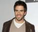 Eli Roth, très belle, à l'occasion de la soirée de lancement du DVD d' Inglourious Basterds , au New Beverly Cinema de Los Angeles, le 14 décembre 2009.