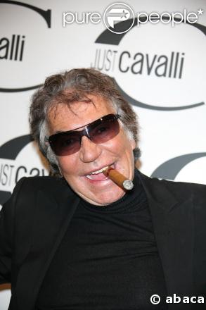 Du beau monde pour l' ouverture de la boutique Roberto Cavalli à Paris...