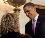 Noël 2009 à la Maison Blanche... Barack Obama et Michelle reçoivent des enfants émerveillés !<br />