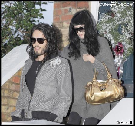 Katy Perry et Russell Brand à Londres, le 23 décembre 2009