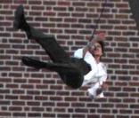 Angelina Jolie en plein tournage d'une scène du film Salt, à New York le 4 janvier 2010
