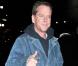 Kiefer Sutherland sort de l'émission de Letterman (NYC, 13  janvier 2010)
