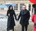 Bono, sa femme et la veuve de Balthus