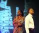 Jimmie Wilson dans rôle de Barack Obama, et Della Miles, dans le rôle de Michelle Obama. <span style="margin: