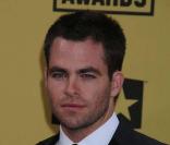 Le jeune Chris Pine est en pleine ascencion depuis le succès de  Star Trek . Critics' Choice Awards, à Los Angeles, le 15 janvier 2010 !