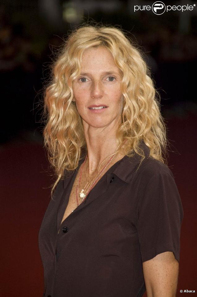 Sandrine Kiberlain nominée aux César qui se tiendront le 27 février 2010, au Théâtre du Châtelet, à Paris.