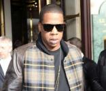 Jay-Z sort de l'hôtel Meurice à Paris