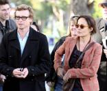SImon Baker et sa femme se rendent au gala de charité Artist for Peace and Justice le 24 janvier 2010 à Los Angeles
