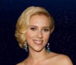 Scarlett Johansson se propose sur eBay...
