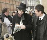Pete Doherty à la sortie du tribunal de Gloucester, le 27 janvier 2010 !