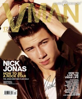 Nick Jonas, en couverture de  V-MAN  dans son édition du printemps 2010 : des photos signées Mario Testino !