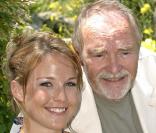 Pierre Vaneck et sa petite-fille Aurélie<br />