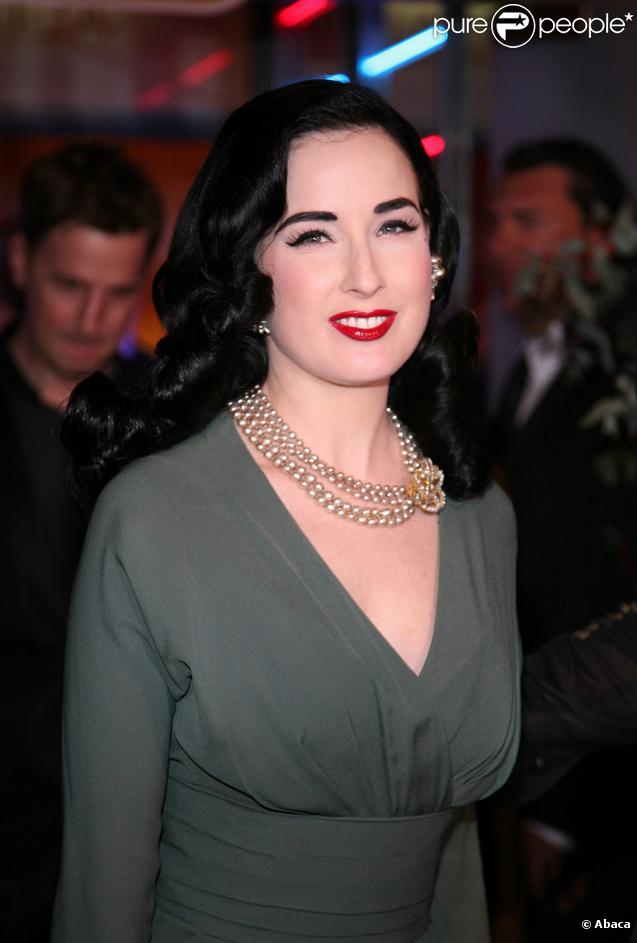 Dita Von Teese lors de la soirée chocolat de la marque Lambertz à Cologne en Allemagne le 1er février 2010