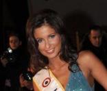 Malika Ménard : Le plus beau des bijoux... c'est la divine Miss France 2010 !