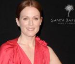 Julianne Moore à Santa Barbara le 11 février 2010