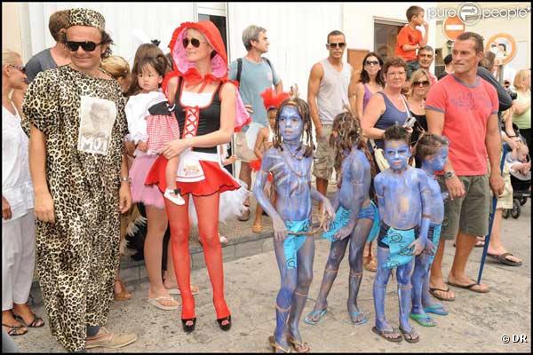 Laeticia Hallyday à St Barth avec ses filles Jade et Joy et sa soeur Margaux