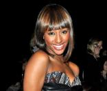 Alexandra Burke au défilé Issa à Londres, le 23 février 2010