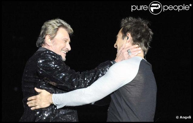 David et son père Johnny Hallyday sur scène à Marseille pour le  Tour 66 , le 11 juillet 2009 !