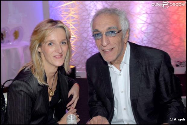 Gérard Darmon et sa compagne Christine se passeront la bague au doigt en 2010 !