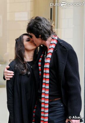 Ronn Moss et Devin DeVasquez à Milan, en Italie, filent le parfait amour. 1/03/2010