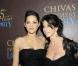 Marion Cotillard et Albane Cleret posent ensemble à la Chivas party, chez Mimi Pinson. 27/02/2010