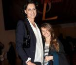 Inès de la Fressange et sa fille au vernissage de l'exposition YSL au Petit Palais le 10 mars 2010