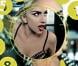 Lady Gaga atteint les sommets du  weird  et du pop-art avec Jonas Akerlund et Beyoncé dans le clip tarantinesque de  Telephone  !