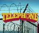 Lady Gaga atteint les sommets du  weird  et du pop-art avec Jonas Akerlund et Beyoncé dans le clip tarantinesque de  Telephone  !