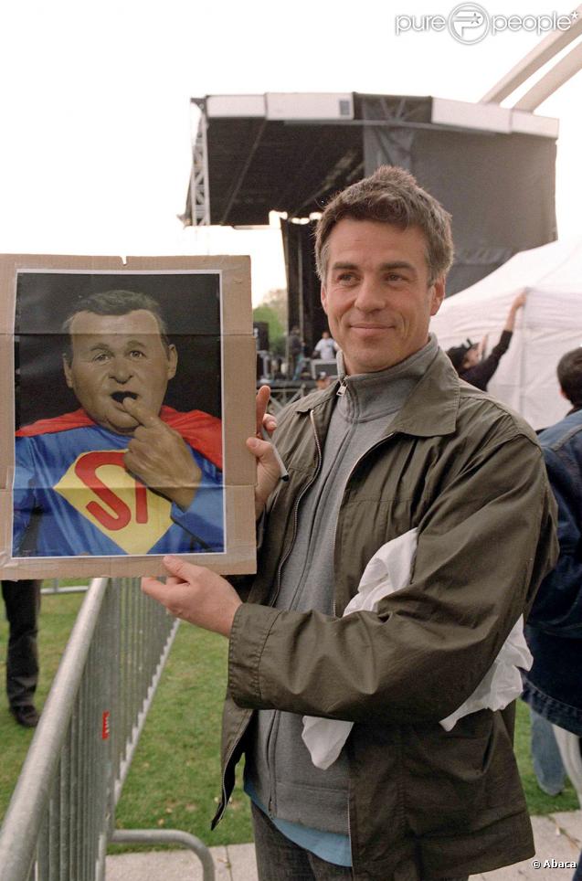Bruno Gaccio et la photo de Messier appelé 