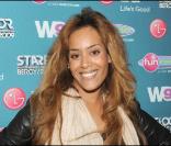 Amel Bent, interviewée sur l'antenne de NRJ, balance sur les coulisses des Enfoirés.