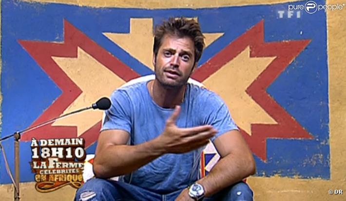 David est très énervé contre la prod', il veut prendre sa douche chez les chefs. Quelle diva !