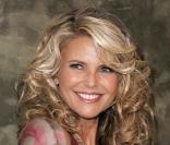 Christie Brinkley met sa robe de mariée aux enchères et déclenche la colère de son, le 17 mars 2010 !