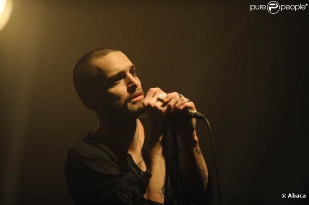 Soan, vainqueur de  Nouvelle Star  2009, régle ses comptes avec le jury de l'émission...
