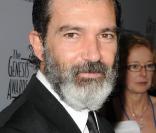 Antonio Banderas à l'occasion de la 24e cérémonie des Genesis Awards, qui s'est tenue au Beverly Hilton Hotel de Los Angeles, le 20 mars 2010.