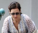 Minnie Driver et son fils, Henry, 18 mois, passent un dimanche après-midi placé sous le signe de la tendresse, à Los Angeles.