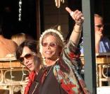 Steven Tyler et Erin Bradi à Maui, Hawaï, le 21 mars 2010 !