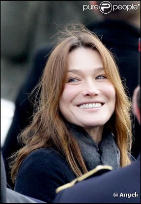 Carla Bruni rédactrice en chef de  Madame Figaro  le 27 mars 2010 !