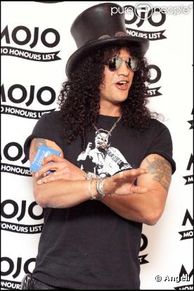 Slash sort son premier album solo,  Slash , le 5 avril 2010 !