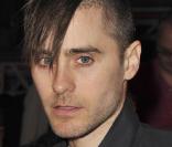 Iroquois rasé en mars 2010, Jared se prend pour Rihanna !  
