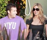 Jennifer Aniston et Adam Sandler sur le tournage de  Just go with it , à Los Angeles, le 14 avril 2010 !