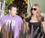 Jennifer Aniston et Adam Sandler sur le tournage de <i>Just go with it</i>, à Los Angeles, le 14 avril 2010 !