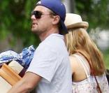 Leonardo DiCaprio et Bar Refaeli à Los Angeles, vivent la Dolce Vita. Le 18 avril 2010.