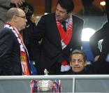 Nicolas Sarkozy, Christian Estrosi et Albert II de Monaco assistent au match PSG-Monaco en finale de la Coupe de France au Stade de France