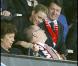 Albert de Monaco très attentionné avec sa Charlene le 1er mai 2010 au match Monaco/PSG !