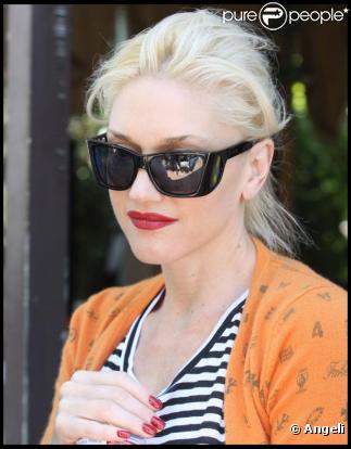 Gwen Stefani à la sortie de son salon de manucure à West Hollywood le 1er mai 2010