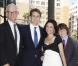 Julia Louis-Dreyfus au côté de son mari Brad Hall et de leurs deux fils Charles et Henry lors de l'inauguration de son étoile sur le Walk of Fame le 04 mai 2010 à Hollywood