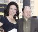 Julia Louis-Dreyfus au côté de Jason Alexander lors de l'inauguration de son étoile sur le Walk of Fame le 04 mai 2010 à Hollywood