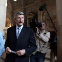 Affaire de viol entre les fils de Philippe de Villiers : le non-lieu requis !