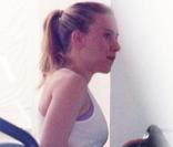 Scarlett Johansson en plein effort à sa salle de sport. 11/05/2010