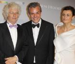 Jean-Jacques Annaud, Danny Huston et Lyne Renee lors de la soirée du film d'ouverture Robin des Bois  sur la plage de  l'hôtel Majestic lors du 63e Festival international du film de Cannes le  12 mai 2010